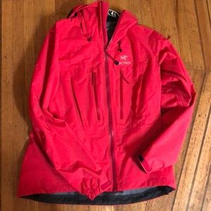 Arcteryx Alpha  SV